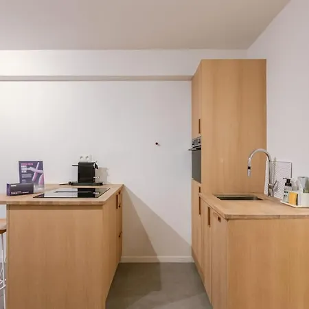 Apartment Casiola - Urban Sea View In